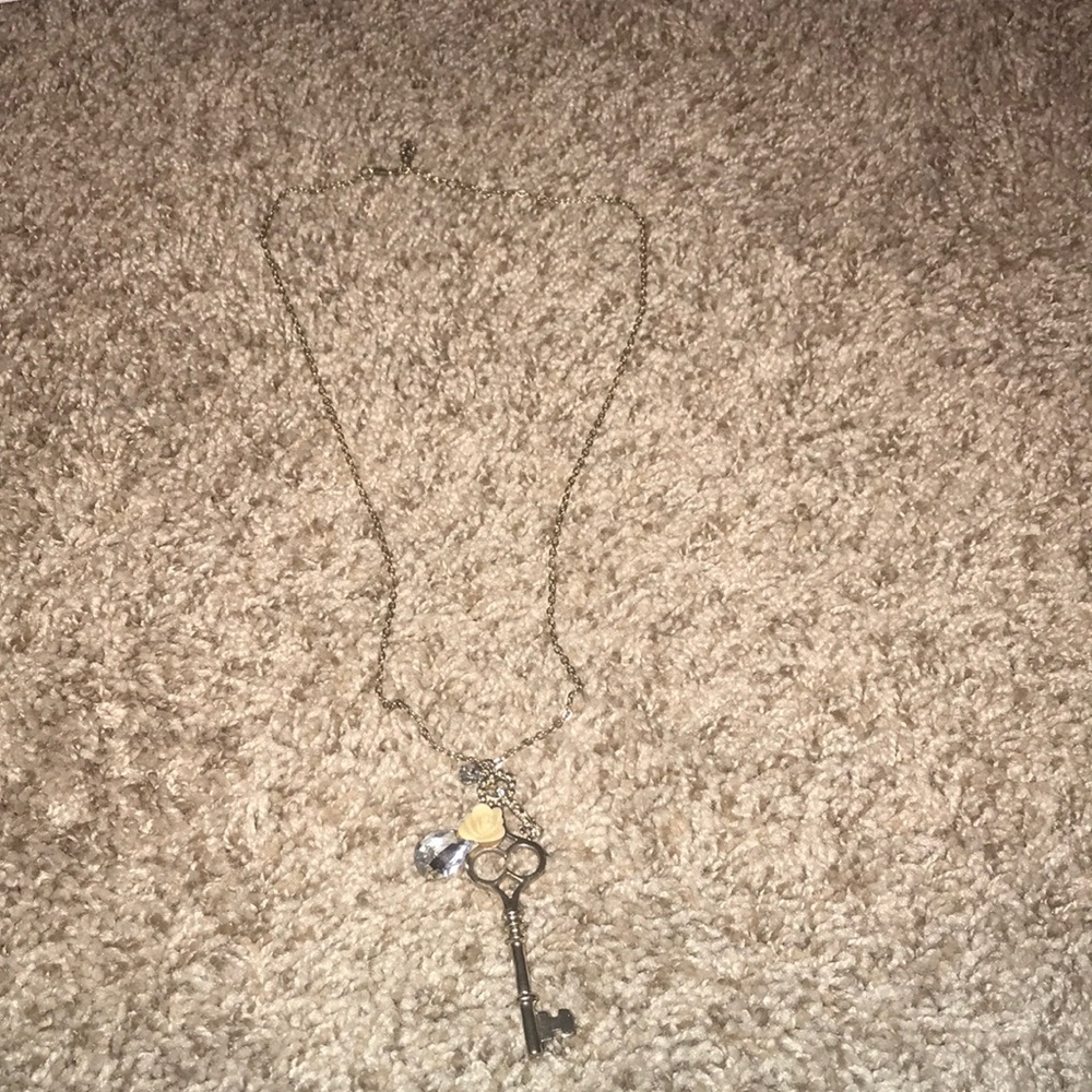 key & other pendants long necklace